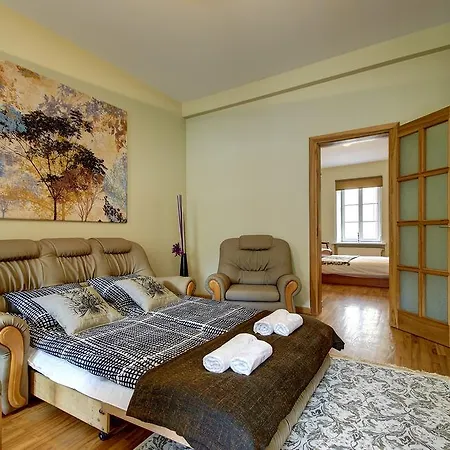 Pretty Apartment *